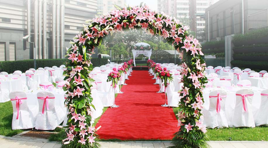户外草坪婚礼